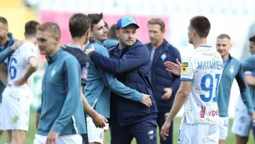 У Динамо буде нова емблема після чемпіонства: як змінився логотип київського клубу – фото