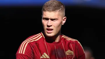 «Занадто незрілий»: українського нападника Роми Артема Довбика вкотре розкритикували в Італії