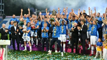 Динамо відсвяткувало чемпіонство: Суркіс із зятем і онуком, Шовковський, Ярмоленко і інші зірки – фоторепортаж