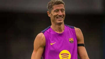 Барселона благала нападника не забивати голи: у чому зізнався польський форвард іспанців Левандовський