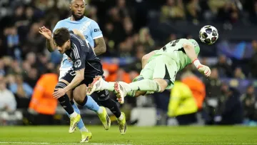 Лунін здійснив божевільний сейв головою у ЛЧ, який міг завершитися травмою: відео порятунку Реала