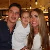 «Та ти просто наїлась»: дружина футболіста Шахтаря Судакова виклала ніжні фото останніх місяців вагітності