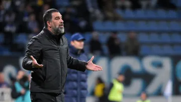 Шахтар може залишитися без головного тренера: чи йдеться про звільнення Турана Ахметовим після поразки Динамо