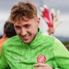 Спілкування з українським партнером і коридор від одноклубників: відео першого тренування Ваната в Жироні