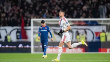 «Він справжній нападник»: головний тренер Ліона, що працював з Шахтарем, розхвалив Романа Яремчука