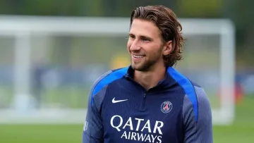 «Крихкий і нестабільний»: у Франції похвалили українського захисника ПСЖ Забарного, але й згадали старі факапи