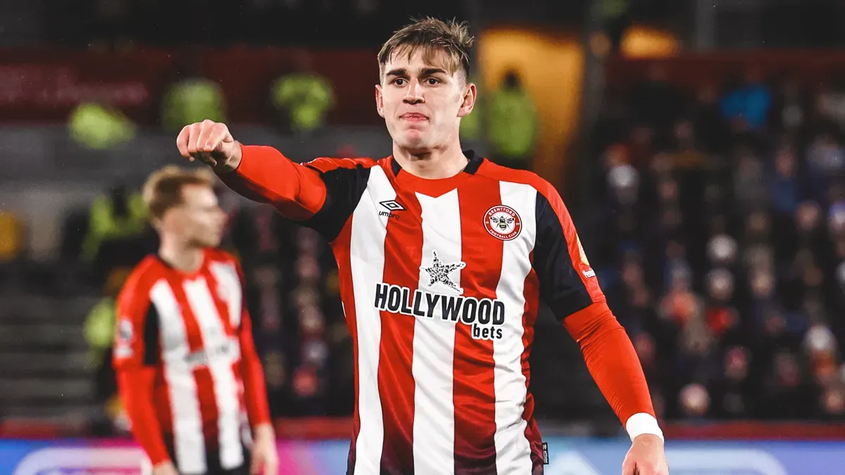 Може стати партнером Довбика чи Малиновського: зірку збірної України з АПЛ хочуть бачити в Італії