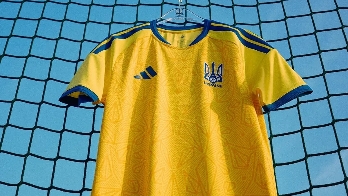 Збірна України визначилась з ігровою формою на матч проти Франції: команда Реброва дебютує в новому комплекті