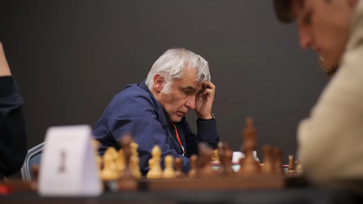 Прикра поразка українського гросмейстера: Василь Іванчук не зміг стати чемпіоном Європи через прострочений час