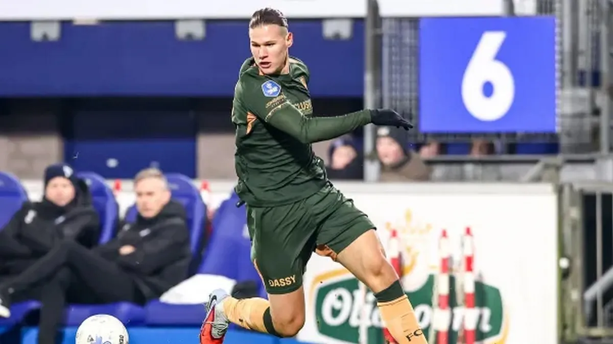 Український форвард увійшов в історію європейського клубу: яке досягнення підкорилося Артему Степанову