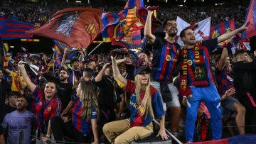 Фан Барселони замість матчу улюбленого клубу в Лізі чемпіонів потрапив на гру Першої ліги Англії: що за оказія
