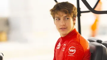 Майбутнє українського автоспорту: юний пілот Бондарев виграв гонку на вікенді Формули-1 в ОАЕ 