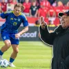 «Він же красивий хлопець…»: Кварцяний дорікнув найдорожчому українському футболісту Забарному, але не за гру