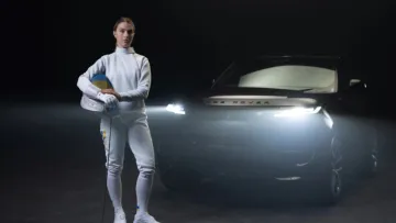 Ольга Харлан протестувала Range Rover Sport: відео олімпійської чемпіонки за кермом потужного авто