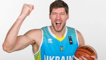 Низьким тут не місце: новий герой шоу «Холостяк» Кравцов оцінив жарт про свій високий зріст