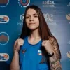 Російська спортсменка накурила вейпом орангутанга в зоопарку Криму – що їй загрожує: відео обурливого моменту