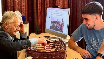 Перший глава Меджлісу зіграв у шахи з футболістом із УПЛ — представником кримськотатарського народу: хто виграв