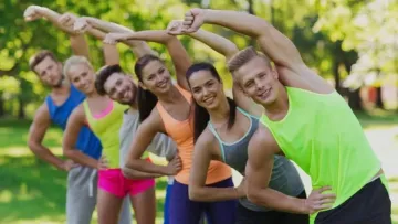 Вчені зі США розповіли, як залишатися у формі після 30 років: варто забути про алкоголь та налягати на овочі