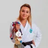 Зіркова каратистка Терлюга показала спекотні фото: як виглядає спортсменка через 8 місяців після пологів