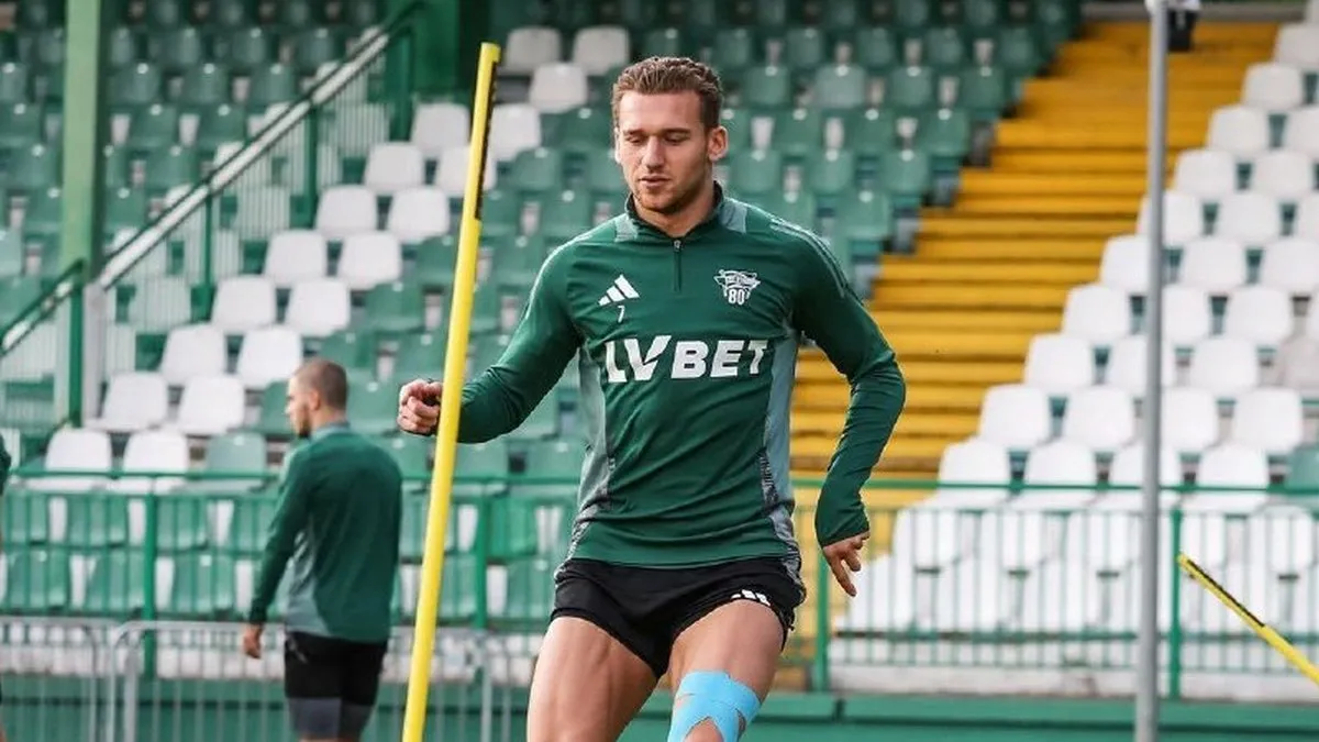 Український нападник забив гол у Європі після передачі п’ятою: відео результативного удару форварда