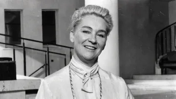 Померла Клод Бессі: біографія французької балерини, робота з Сержем Лифарем та візит до Києва