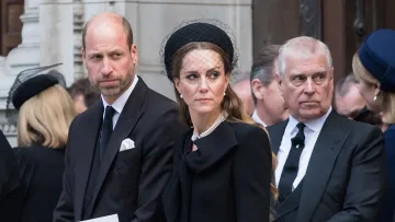 Кейт Мідлтон та принц Вільям «розкрили справжні почуття» до Ендрю та Ферджі: похорон сказав більше, ніж слова