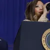 «Виглядає як сексуальне домагання»: Трамп похвалив сідниці Нікі Мінаж під час мітингу в Мічигані