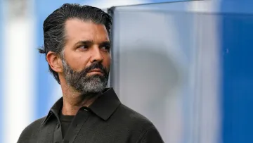 «Зеленський не хоче миру»: син Трампа відреагував на новину про оплату його весілля на Багамах олігархом із РФ
