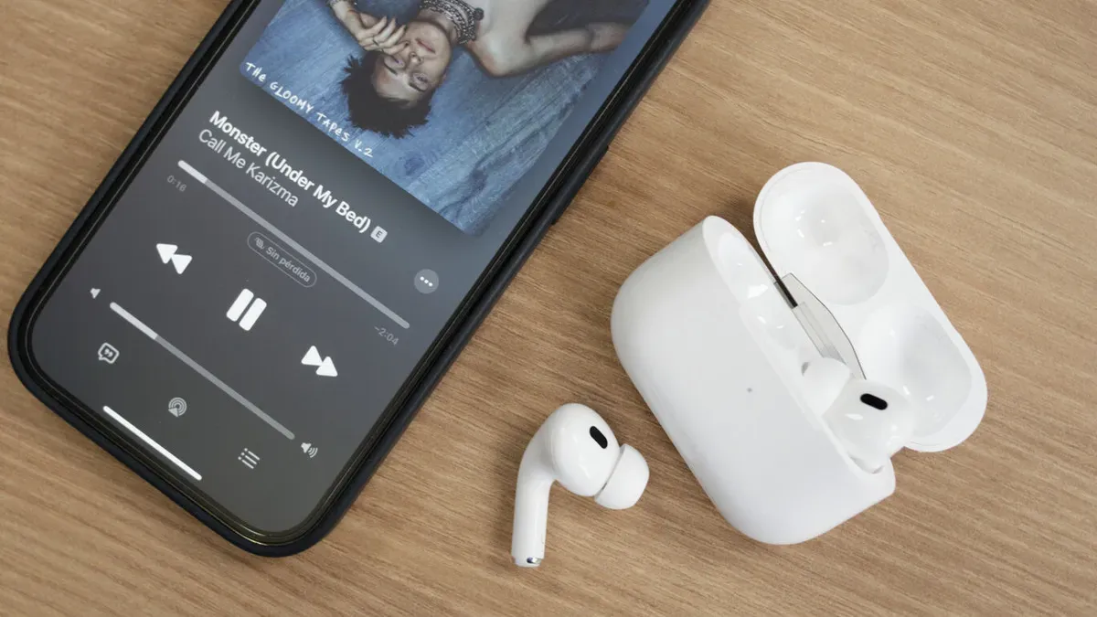 Дві нові моделі AirPods від Apple: компанія готує великий сюрприз для шанувальників навушників
