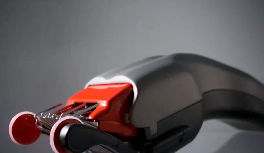 Барбери напружилися: представлено Glyde – перший у світі розумний триммер