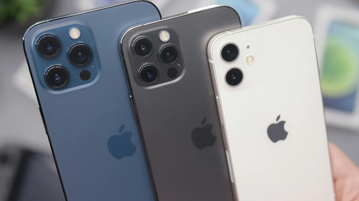 iPhone Duo коштуватиме від $2000, але втратить функції iPhone 18 Pro: що відомо