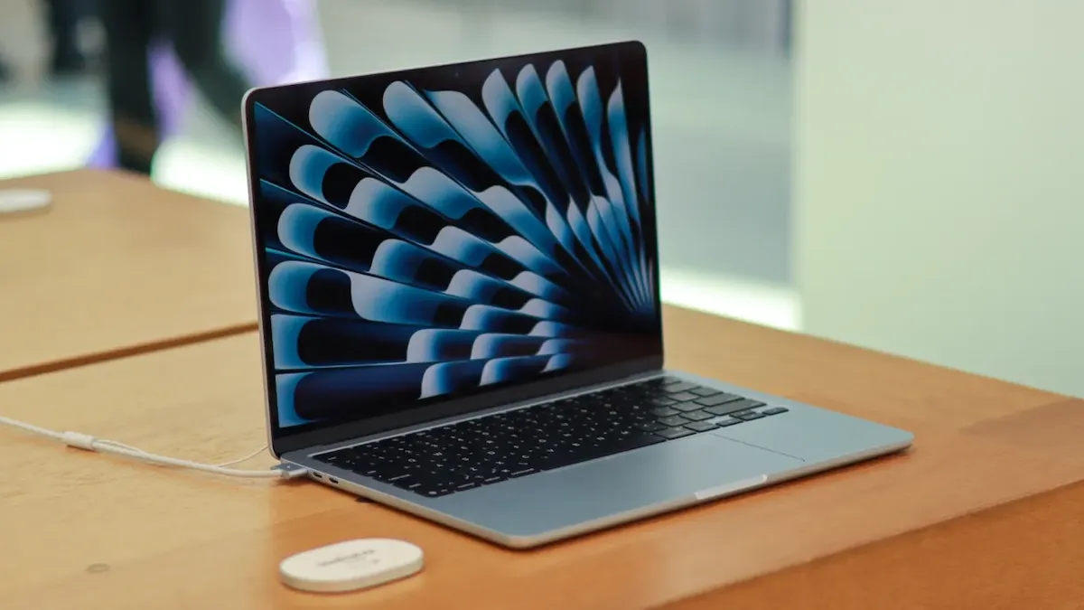 Apple готує важливе оновлення для MacBook Air M5: чи отримає модель систему охолодження