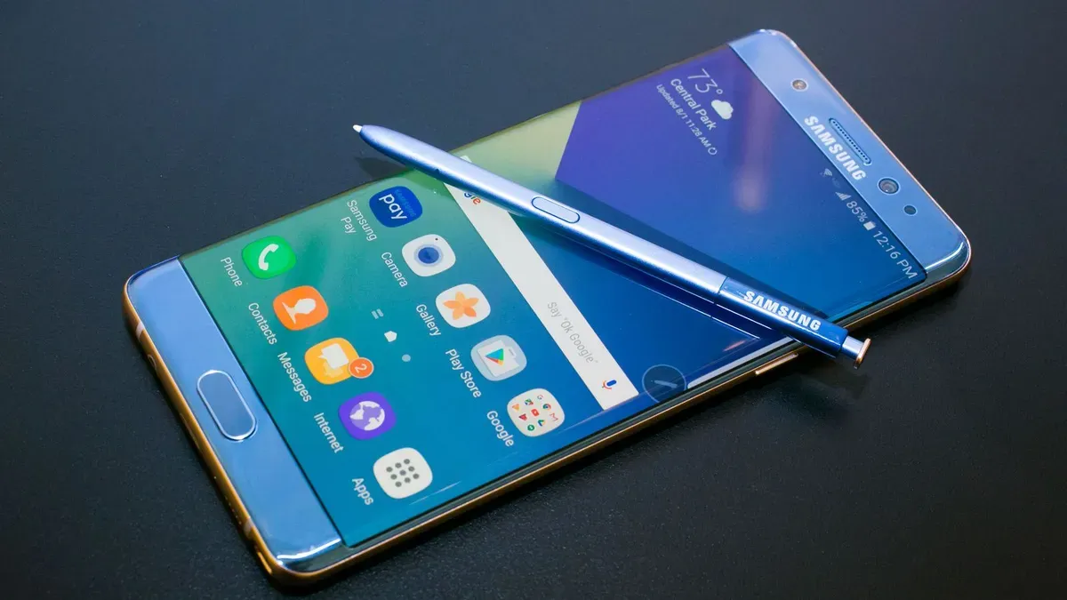 Названо топ-10 найгірших смартфонів в історії: у списку телефони від Samsung та iPhone