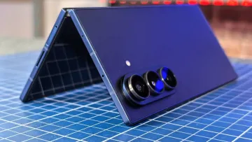 Складана революція від Samsung: секретні фото захисного скла розкрили дизайн лінійки Galaxy Z Fold 8