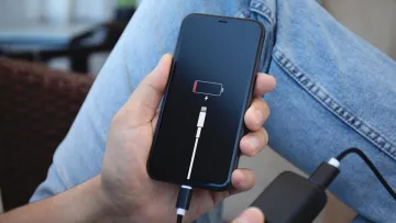 Від забруднення порту до програмного збою: експерти назвали причини проблем із заряджанням телефону