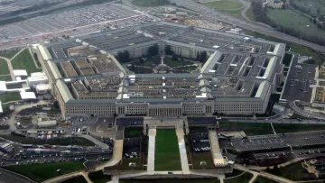 Скандал у США: сервери Пентагону обслуговували китайці, хоча мала це робити Microsoft