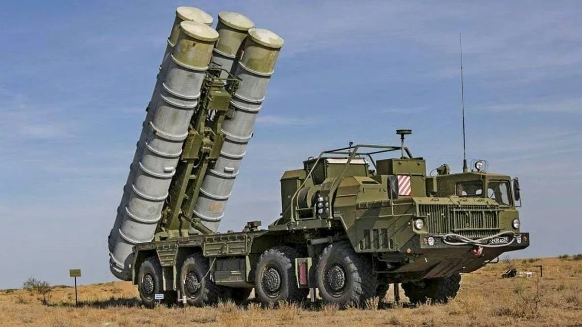 Терор населення: військовий розповів, чим небезпечні ракети С-400, які ворог почав застосовувати по Києву