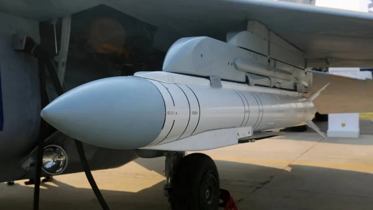 Новітня бомба-ракета «Гром-1» була застосована по Дніпру: що відомо про сучасне озброєння, яке збила наша ППО