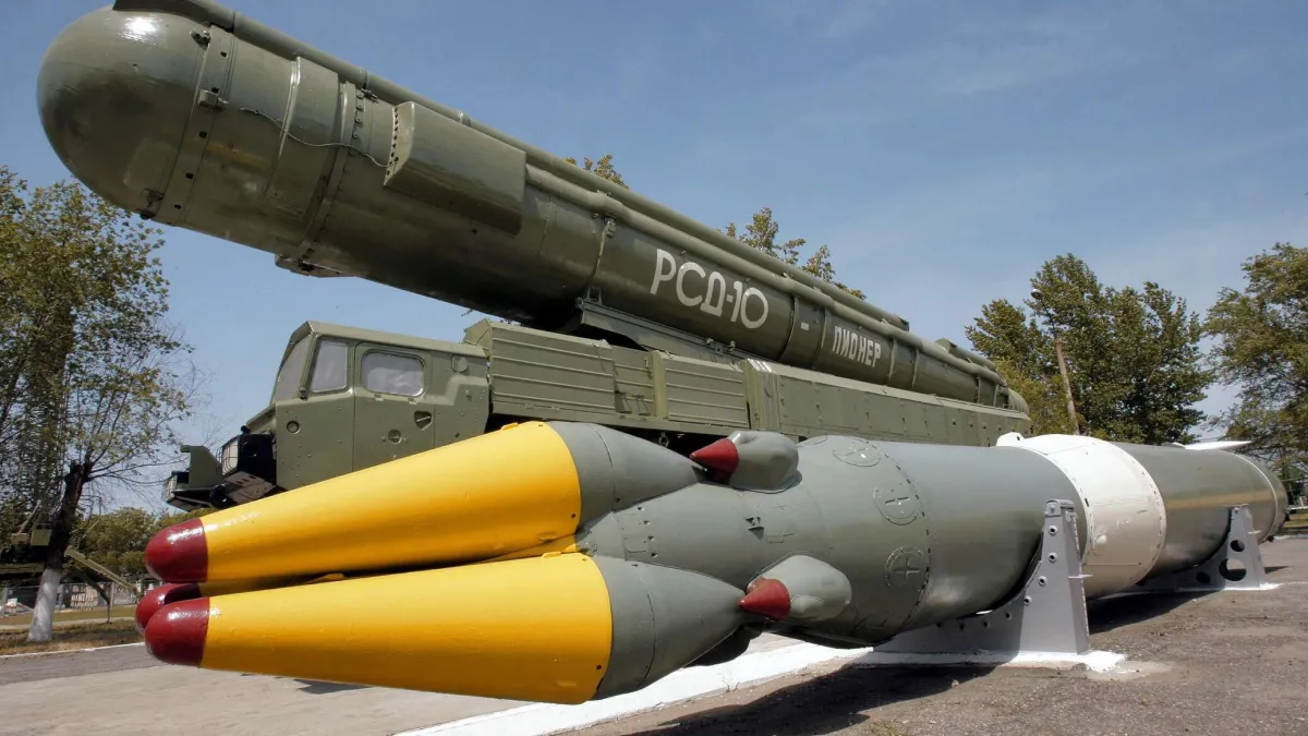 У Росії вибухнула ракета «Орєшник», яку хотіли запустити по Україні: у небі спалахнуло незвичне явище – відео