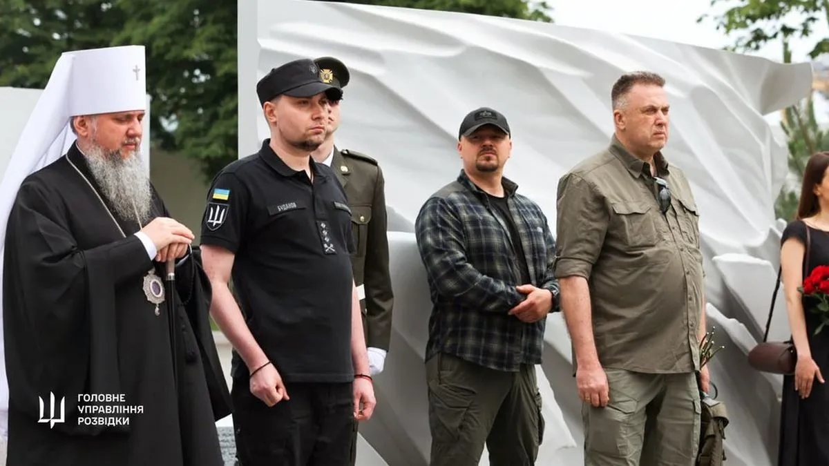 Буданов відкрив перший в Україні меморіал розвідникам: як виглядає споруда – фото