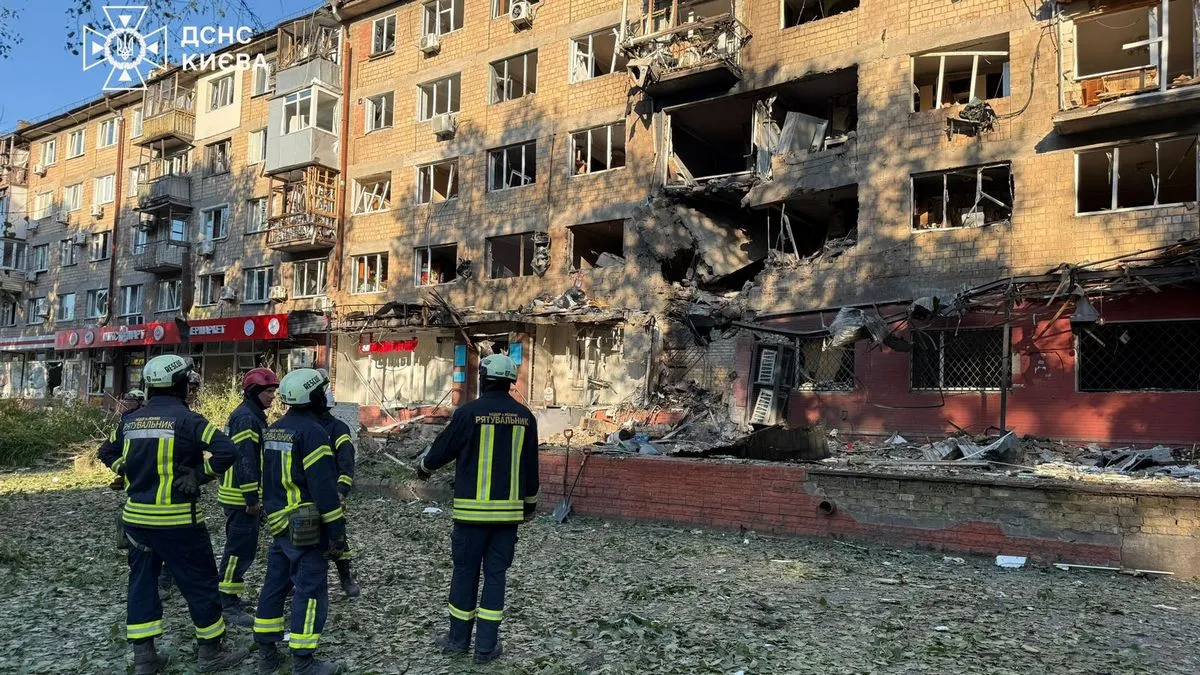 Обстріл Києва у ніч на 4 липня: відома кількість постраждалих – фото наслідків російської атаки