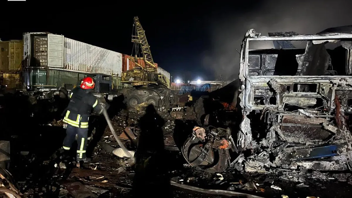 Одещина потрапила під ворожу атаку: в ДСНС повідомили про кількість загиблих та наслідки обстрілу