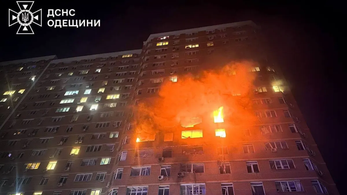 Росія знову атакувала Одесу: відома кількість загиблих та постраждалих після удару по багатоповерхівці