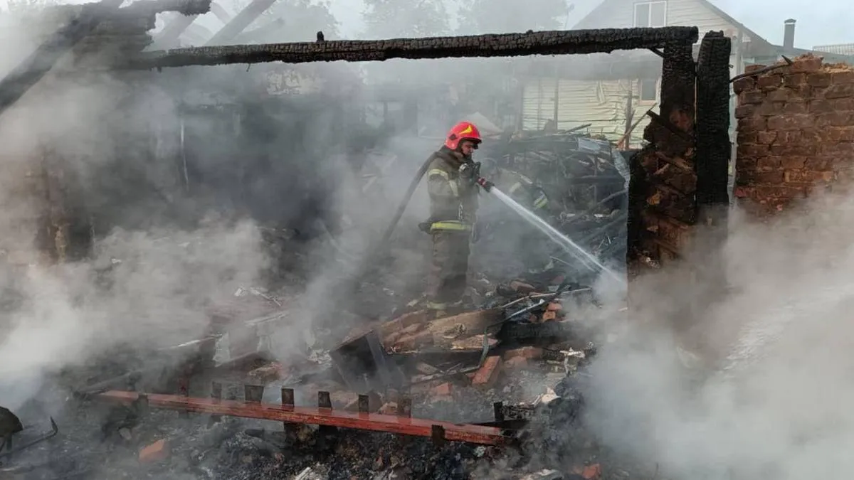 Рятувальник з Прилук прибув на виклик до власного будинку: від удару російського дрона загинула його сім'я