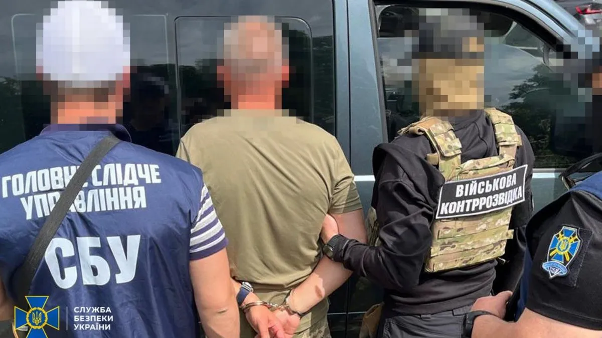 Мав передавати координати для ударів: за роботу на ворога СБУ затримала майора Повітряних сил – відео