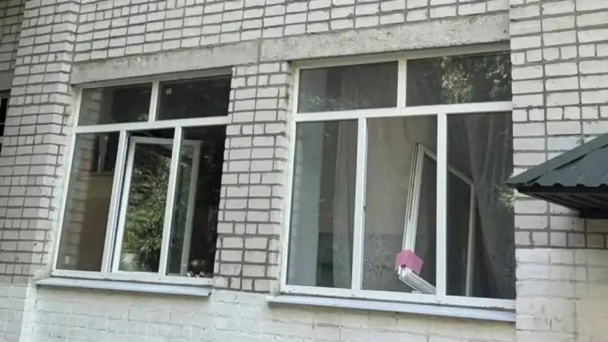 Росіяни знову влучили шахедом у будівлю ТЦК. Цього разу – в Кременчуці: чи є постраждалі