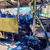 Росіяни вдарили FPV-дроном по маршрутці у Нікополі: відомо вже про трьох загиблих