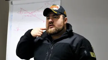 «Ні в якому разі не можна сперечатися»: психолог Андрій Козінчук порадив, як уникати конфліктів з ветеранами 