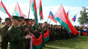 Кількість білорусів у армії РФ зросла майже у сотню разів: скільки з них підписали контракт у 2025 році