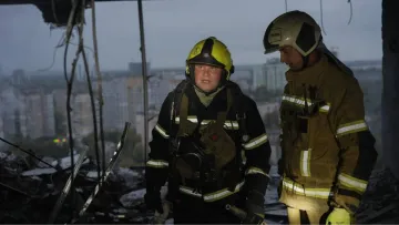 Методично нищать столицю України та вбивають цивільних: внаслідок ранкової атаки РФ на Київ загинуло 2 людини